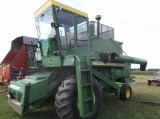 John Deere 6600 Combine