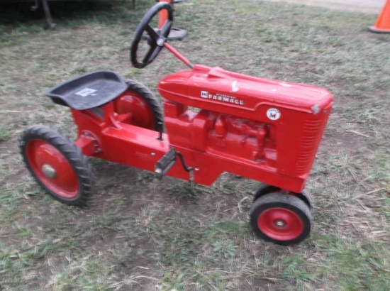 Toy Farmall Pedal Tractor