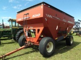 Demco 550 Gravity Wagon