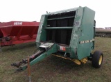 John Deere 375 Round Bler