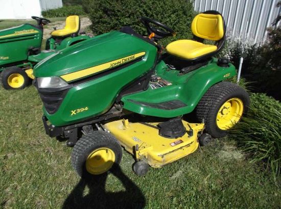 John Deere x394 Lawn Mower