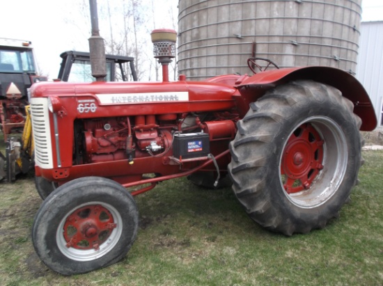 International 650 Tractor