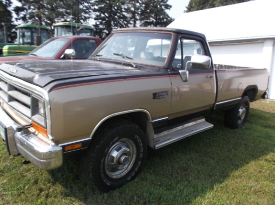 1990 Dodge 2500 Truck