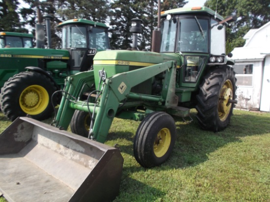 John Deere 4230 Tractor