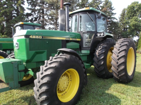 John Deere 4850 Tractor