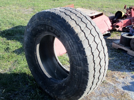 Michelin 425/65R22.5 Tire!