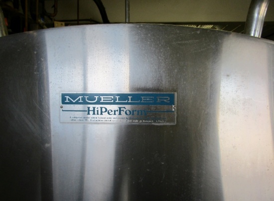 Milking Equipment - Mueller HiPerForm 1,250 US Gallon Stainless Steel Tank, Etc.!
