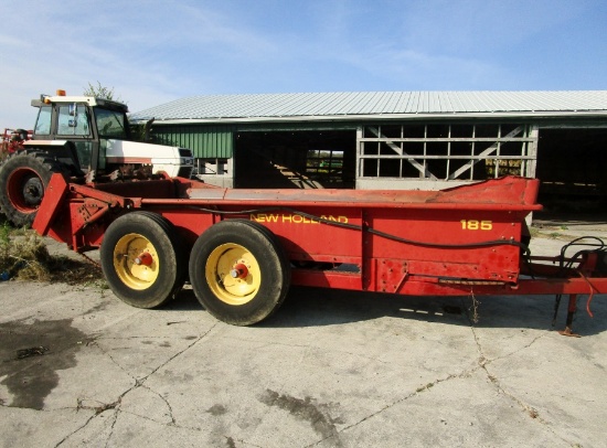 New Holland 185 Tandem Manure spreader!