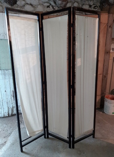 Privacy Screen!