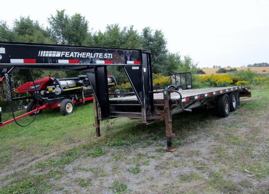 24’ Featherlite Flatbed Float!