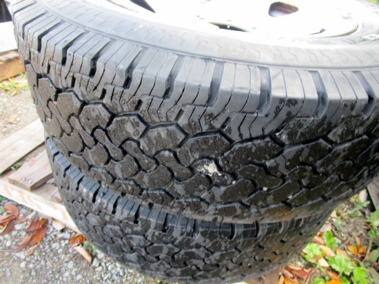 Set of 245-70R17 Tires on Rims!