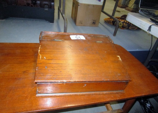 Vintage Slant Top Traveler’s Writing Desk!