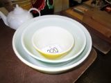 Pyrex Bowl Set!