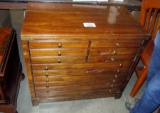 Dresser!