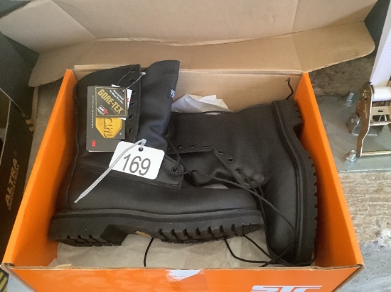 Boots - New