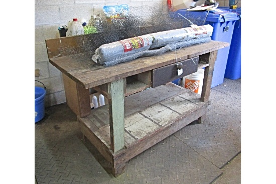 Wooden Work Bench