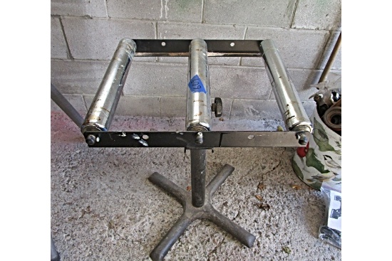 Roller Stand