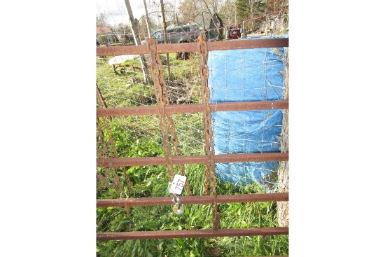 Chain with Hooks