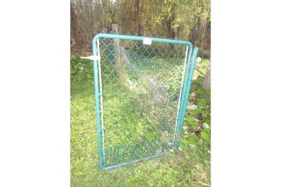 Mesh Gate