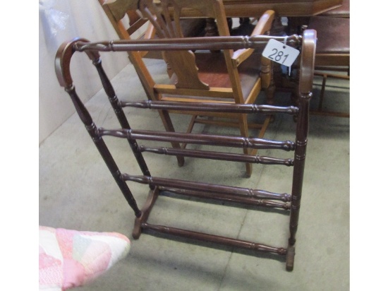 Quilt Stand