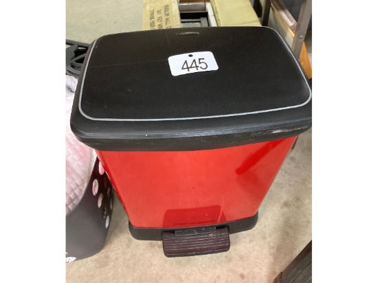 Step Garbage Can