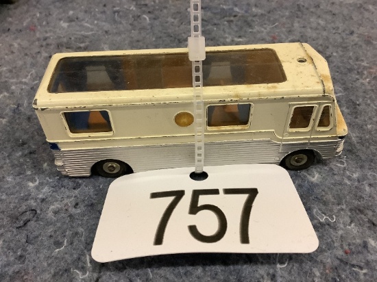 Dinky Mobile Home