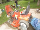 Kubota G1800 Lawn Tractor