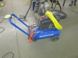 Mastercraft 1 1/2 hp, 8 Gallon, Air Compressor with Hose