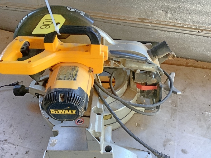 DeWalt DW703 Compound Miter Saw - Works, Needs | Proxibid