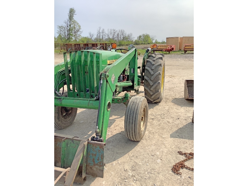 John Deere 1830 Tractor | Proxibid