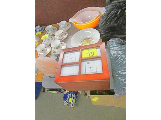 Pyrex Bowls & Photo Box