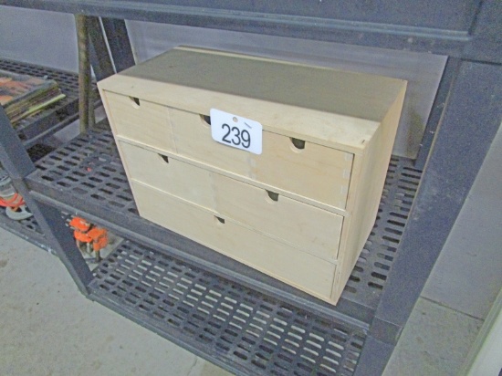 6 Compartment Wood Box