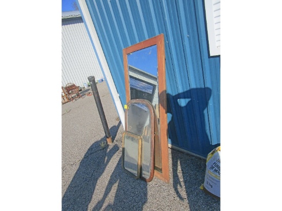 3 Mirrors