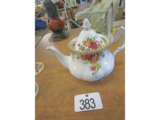 Old Country Rose Tea Pot