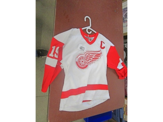 Detroit Red Wings Child's Yzerman Jersey