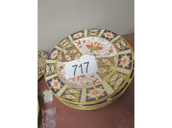 5 Royal Crown Derby Plates 8"