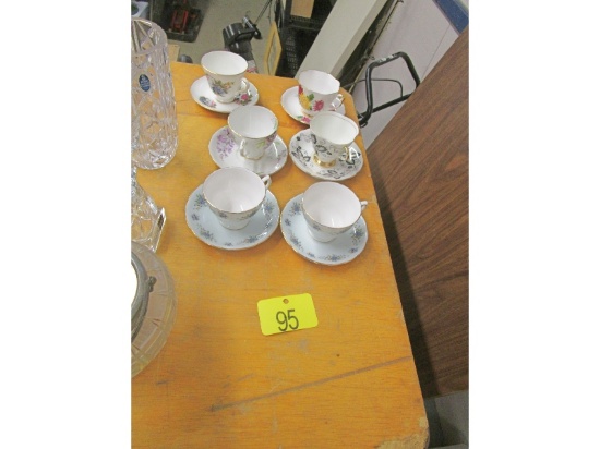 6 Cups & Saucers