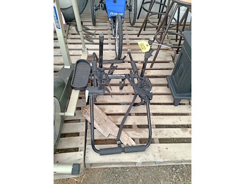 Frontier super touring store deluxe bike rack
