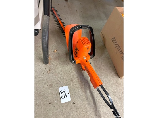Electric Hedge Trimmer - 18"