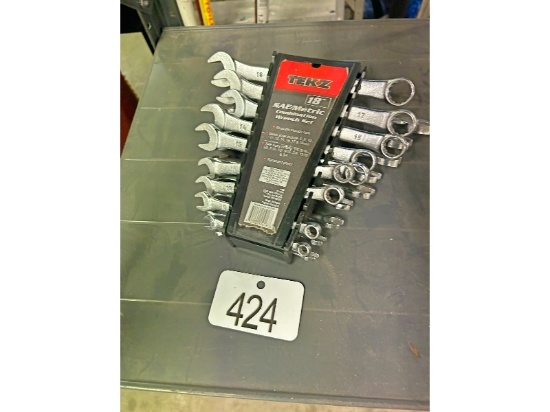 Imperial and Metric Wrench Sets