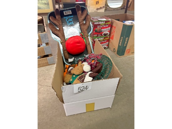 Reindeer Car Set and Christmas Wreath