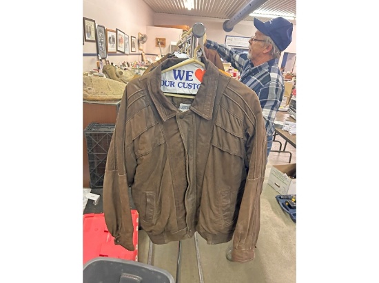Brown Men's Leather Jacket Size L