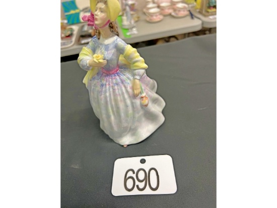 Royal Doulton Figurine "Clare"