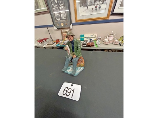 Royal Doulton Figurine "The Good Catch"