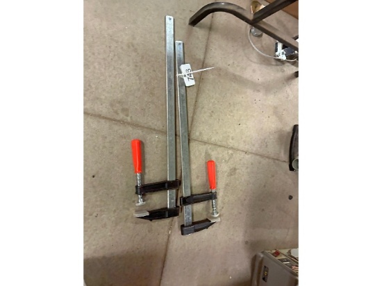 2 Wood Clamps