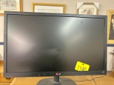 LG 24