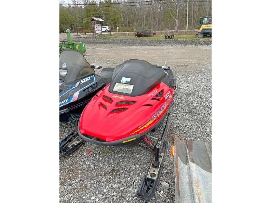 Ski- Doo Formula 583 Snowmobile - Runs
