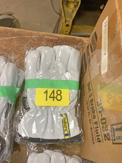 2 Pairs of Endura 2XL Thinsulate Lined Gloves