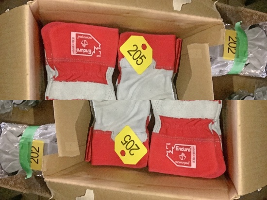 Box of Large Endura Gloves