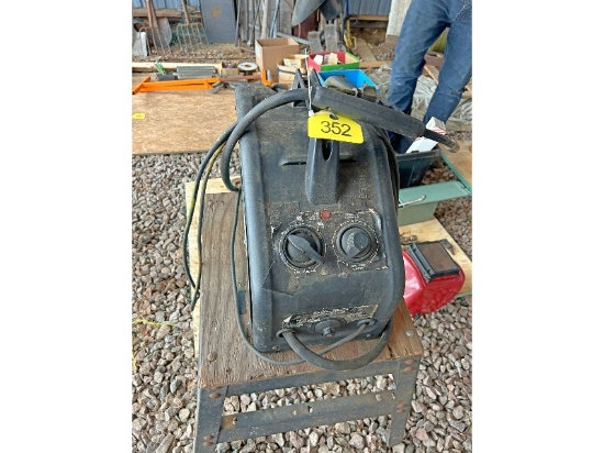 Campbell Hausfeld Wire Feed Welder